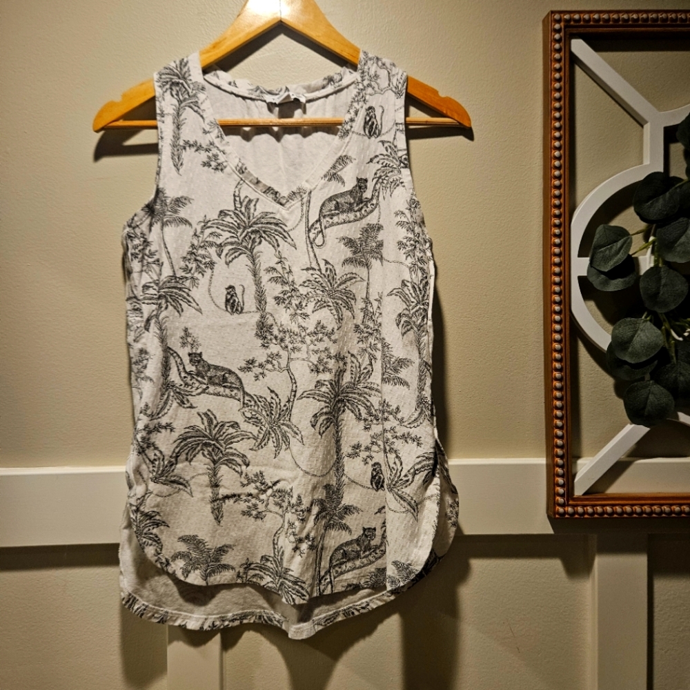 Tribal Sleeveless Rainforest Print with Texture Tunic Top Size XS Mature